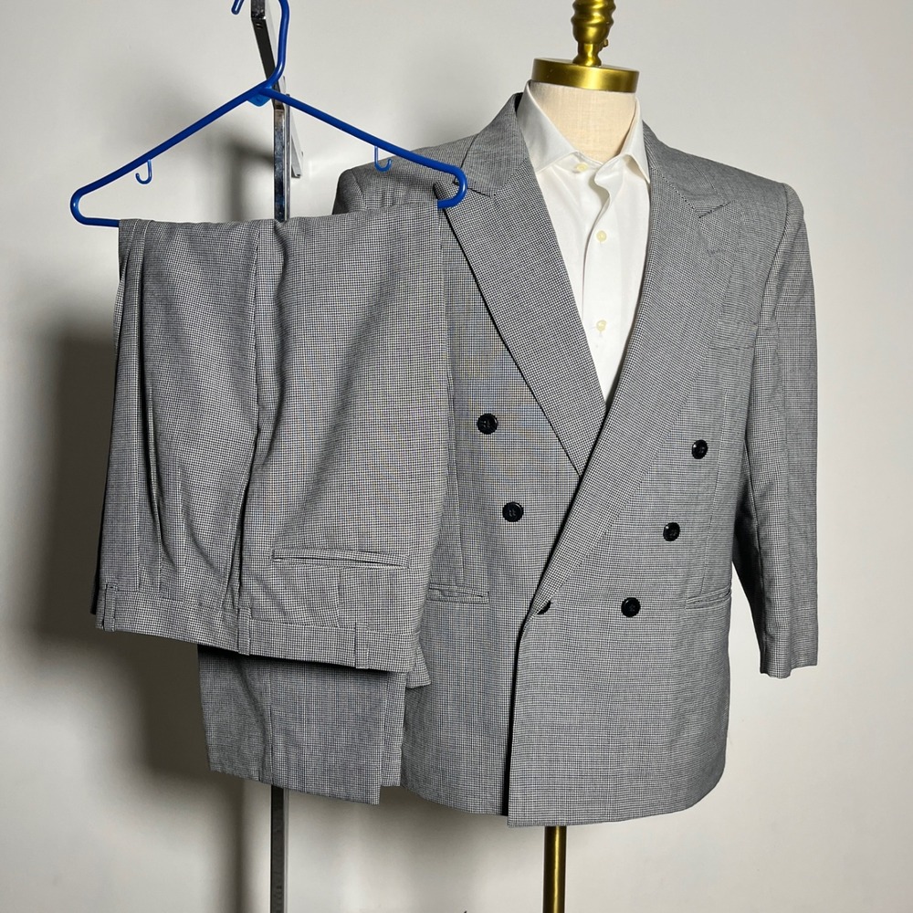 John‎ Henry 2-Piece Suit Mens 42S 32W Grey Houndstooth Double Breasted Athletic